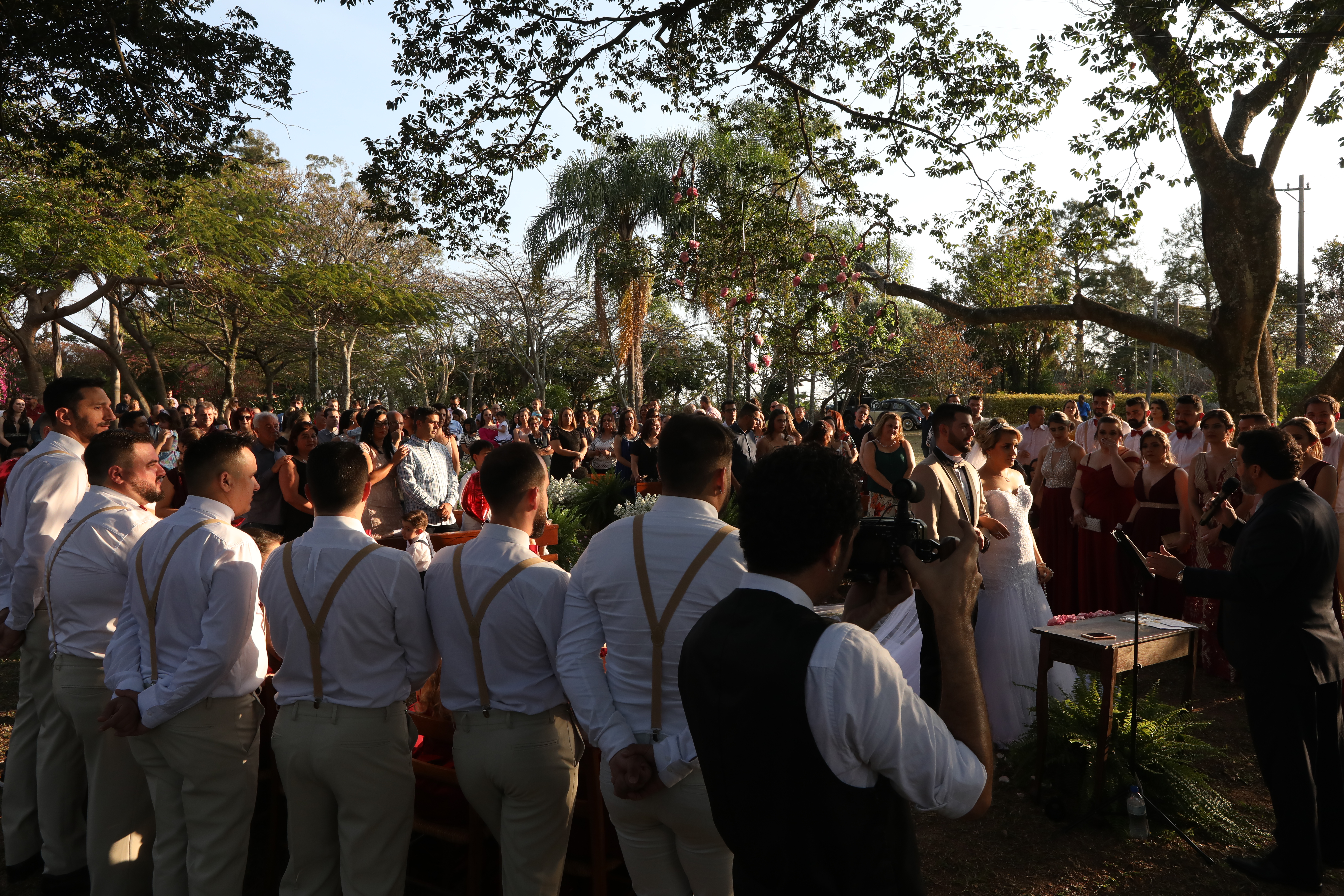 Festa com 300 convidados