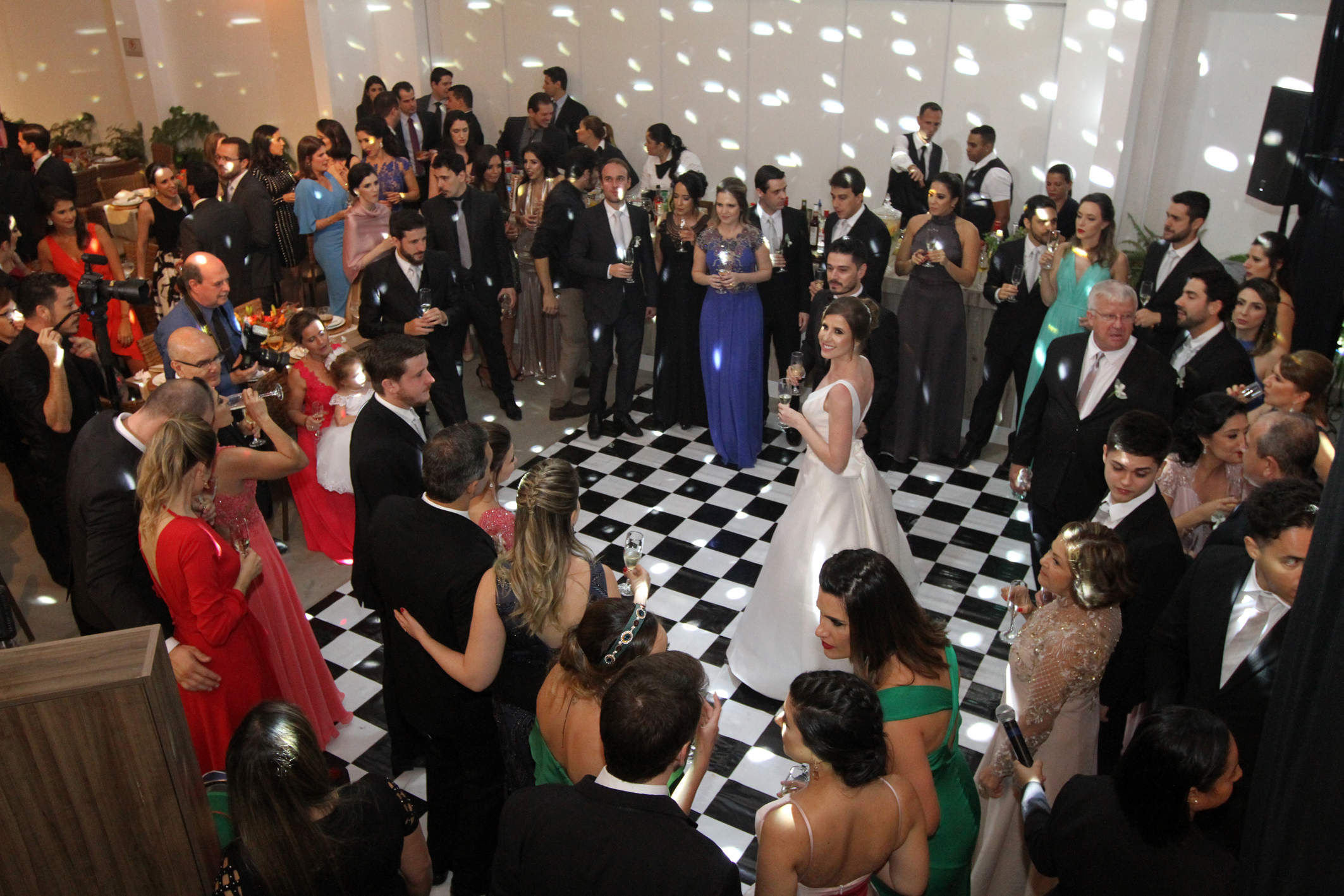 Pista de dança cheia